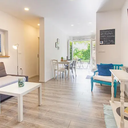 Apartament Lunarta Makarska