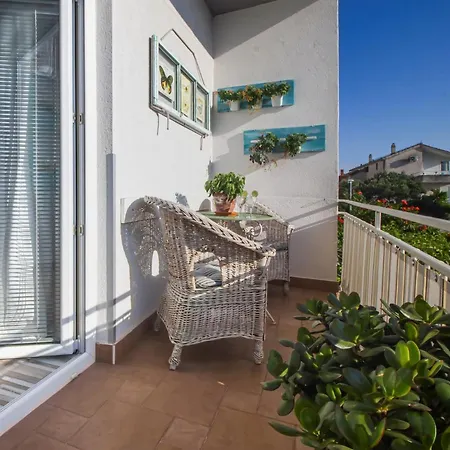 Lunarta Apartament Makarska