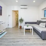 Apartamento Lunarta Makarska